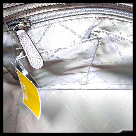 NWT Michael Kors Large Selma Satchel Handbag 3D Stud Floral Strap Pearl Grey - Picture 10 of 15